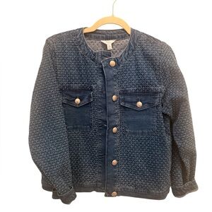 Time & Tru Textured Denim Jacket in Medium Wash Size S